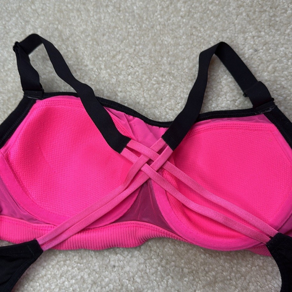 EUC VSX sports bra - Picture 6 of 7